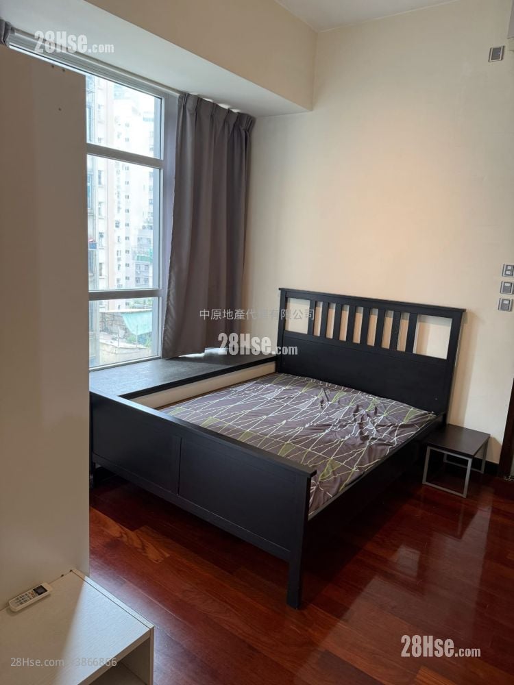 J Residence Rental 2 Bedrooms , 2 Bathrooms 592 ft²
