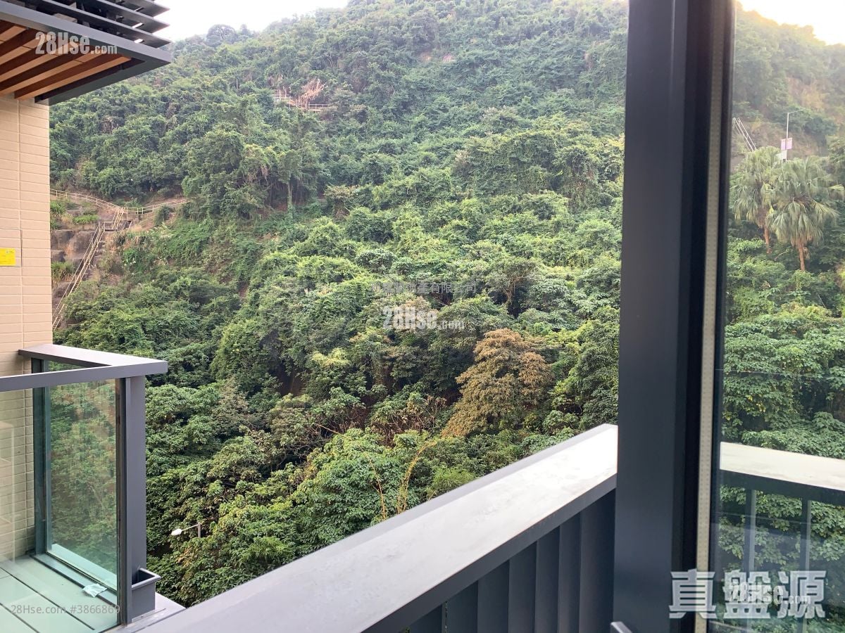 Novum East Sell 2 Bedrooms , 1 Bathroom 451 ft²