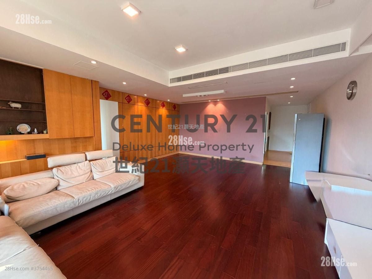 Deerhill Bay Sell 4 Bedrooms , 3 Bathrooms