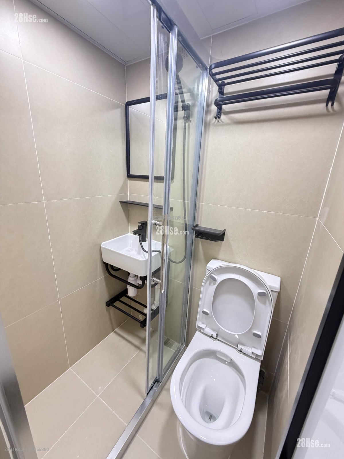 Sung Lan Mansion Rental 1 Bathroom 130 ft²