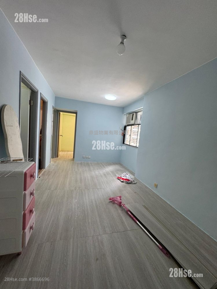 Oceanic Building Rental 2 Bedrooms , 1 Bathroom 445 ft²