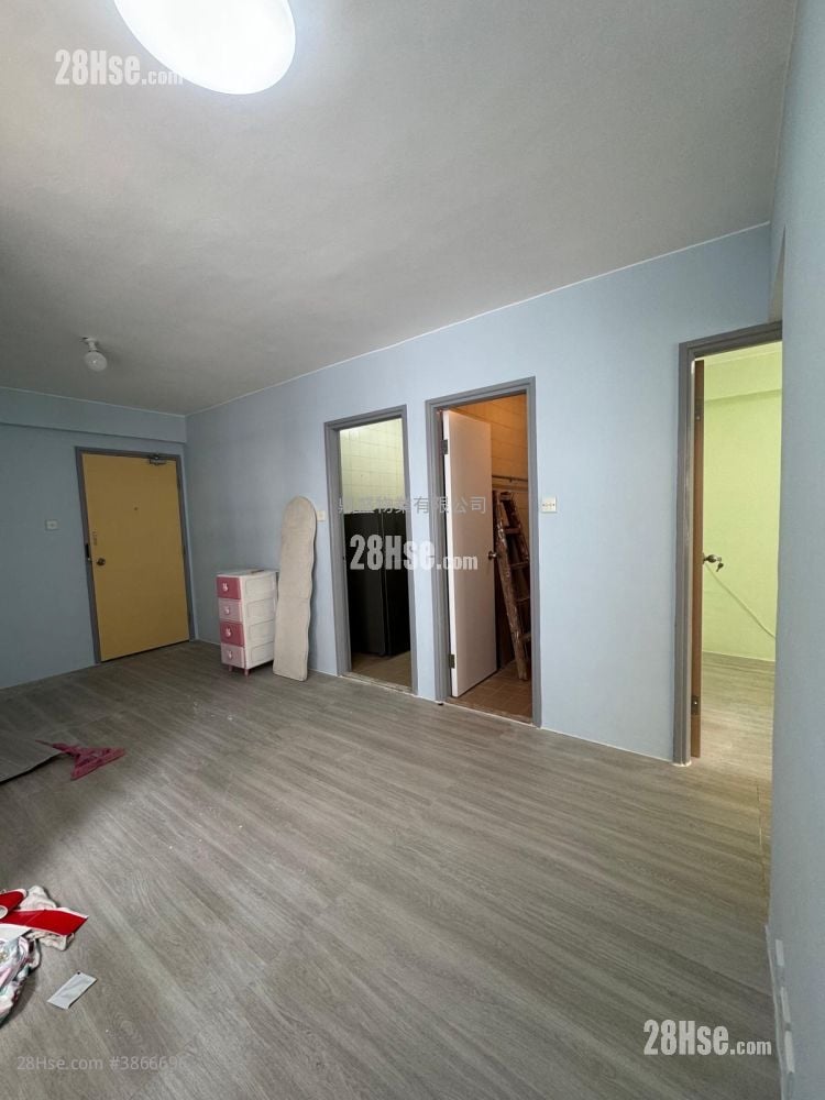 Oceanic Building Rental 2 Bedrooms , 1 Bathroom 445 ft²