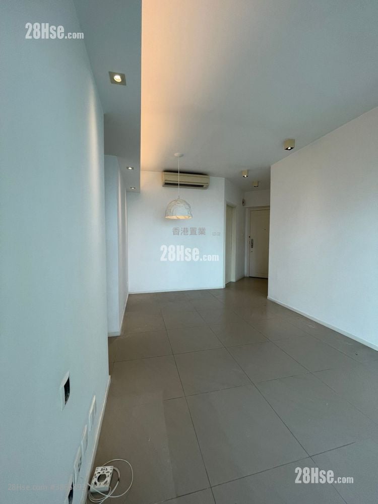The Victoria Towers Rental 2 Bedrooms , 1 Bathroom 535 ft²