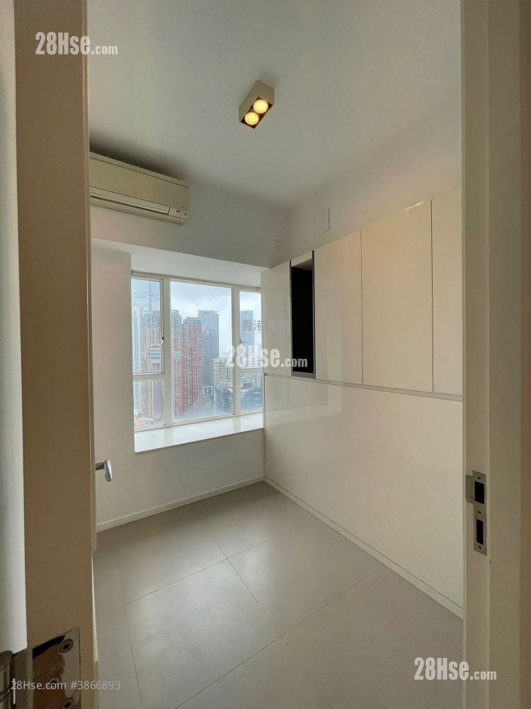 The Victoria Towers Rental 2 Bedrooms , 1 Bathroom 535 ft²