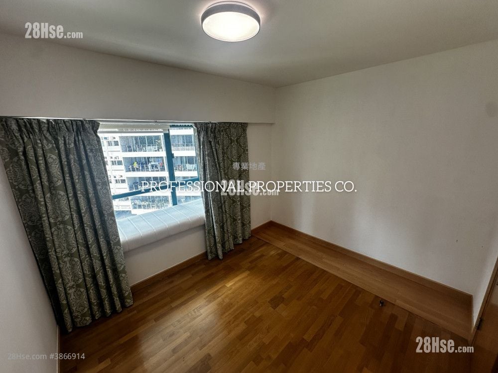 Prosperous Height Sell 3 Bedrooms , 2 Bathrooms 764 ft²