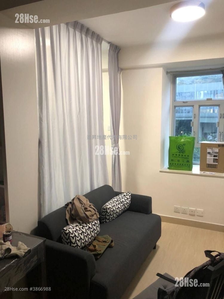 Hong Fai Building Rental Studio , 1 Bathroom 210 ft²
