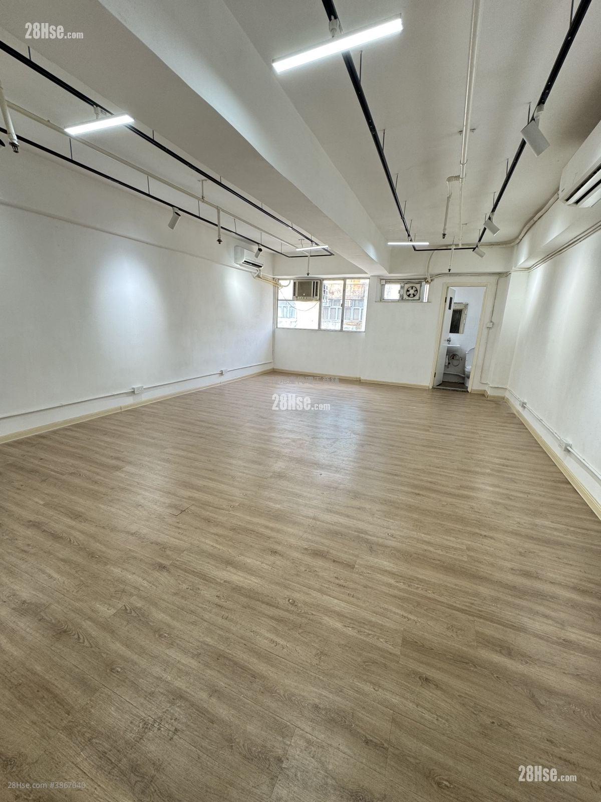 Shing Yip Industrial Building Rental 500 ft²