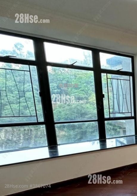 Kornhill Rental 3 Bedrooms , 1 Bathroom 596 ft²
