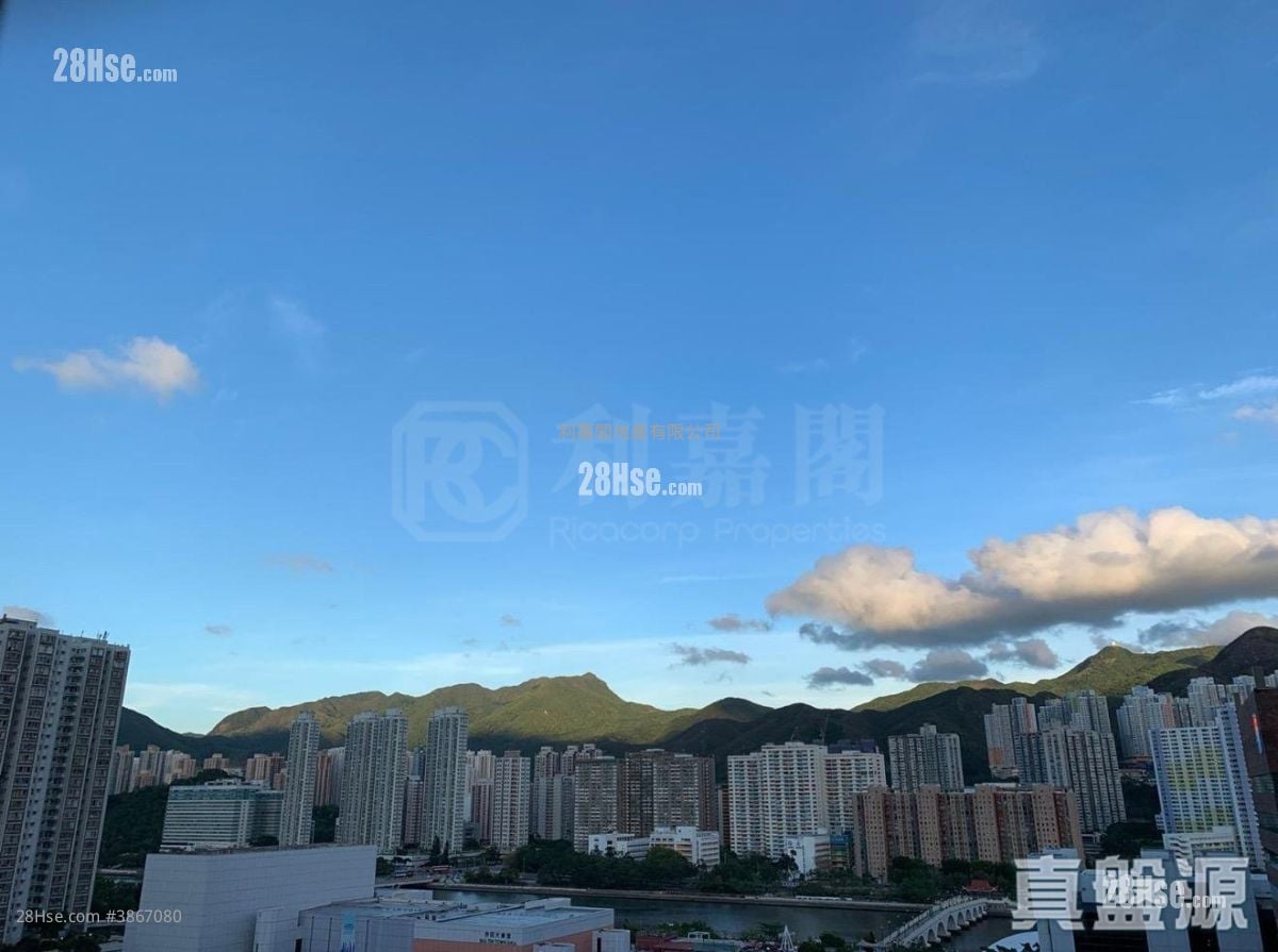 偉華中心 售盤 2 房 358 平方呎