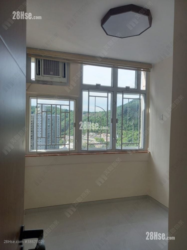 Ho Ming Court Sell 2 Bedrooms , 1 Bathroom 443 ft²