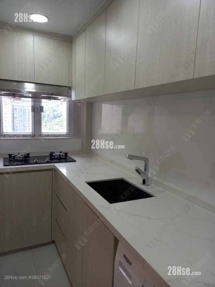 Ho Ming Court Sell 2 Bedrooms , 1 Bathroom 443 ft²