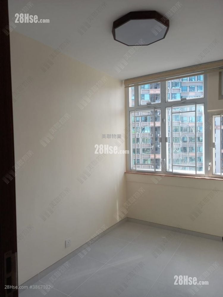 Ho Ming Court Sell 2 Bedrooms , 1 Bathroom 443 ft²
