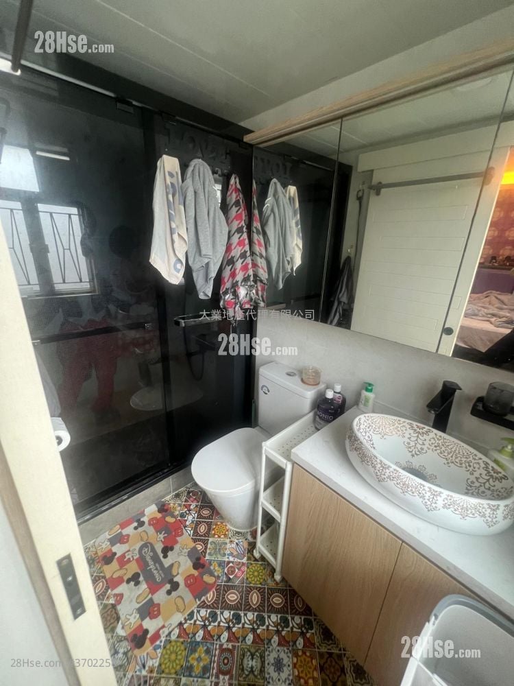 Village Sell 3 Bedrooms , 2 Bathrooms