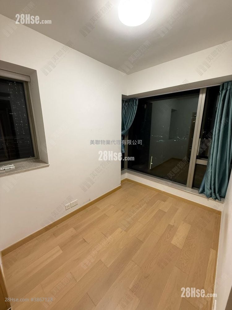 Marini Rental 3 Bedrooms , 2 Bathrooms 770 ft²