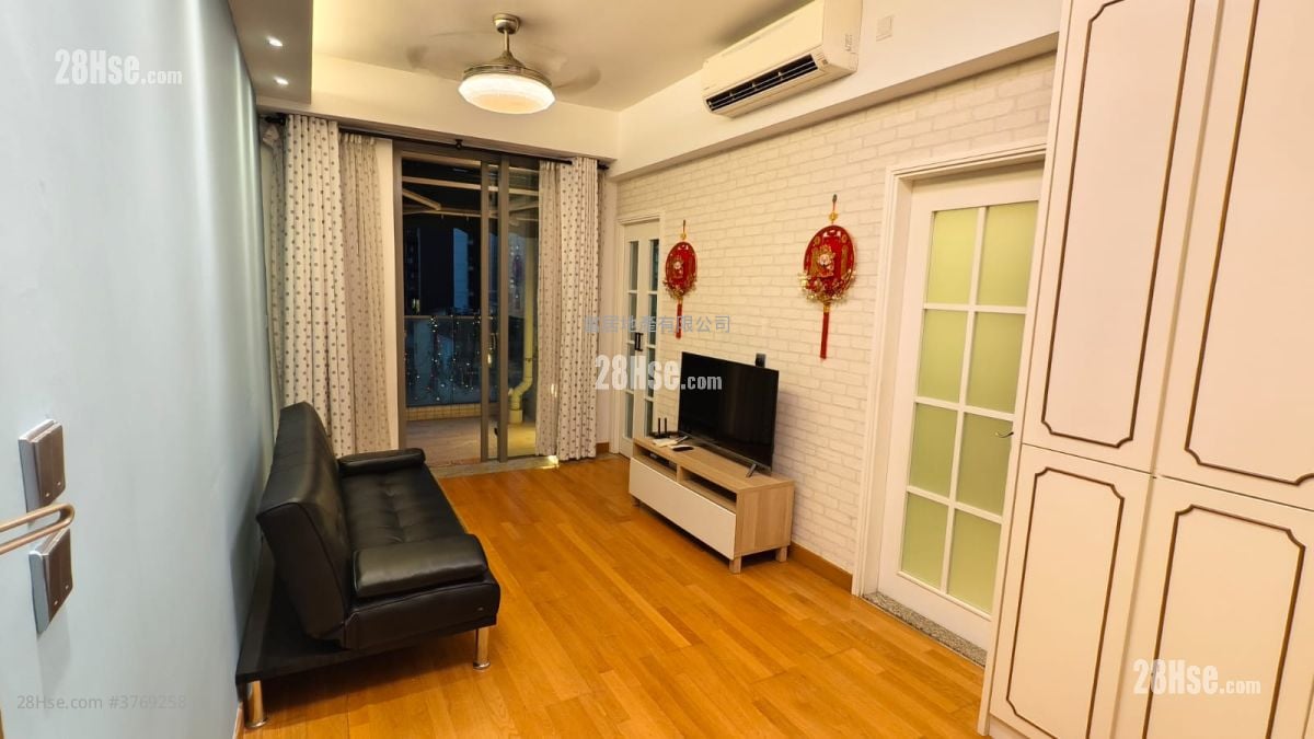 Heya Crystal Rental 2 Bedrooms , 1 Bathroom 482 ft²
