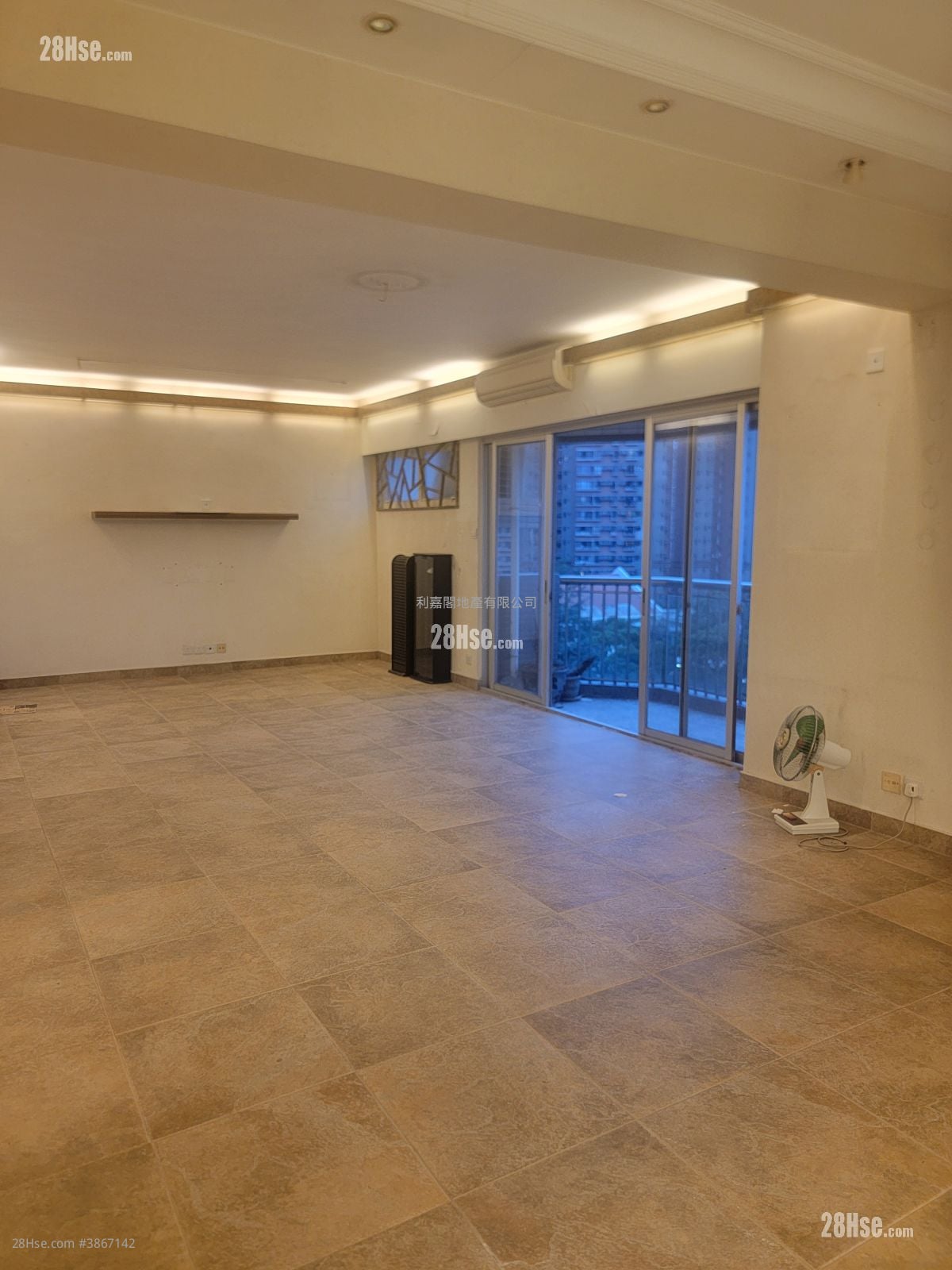 Julimount Garden Sell 3 Bedrooms , 2 Bathrooms 1,592 ft²