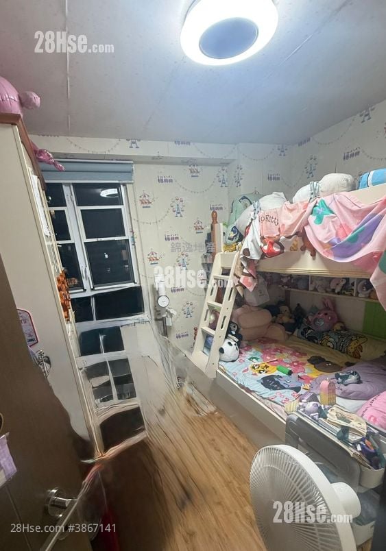 美孚新邨 售盘 3 房 , 1 浴室 674 平方尺
