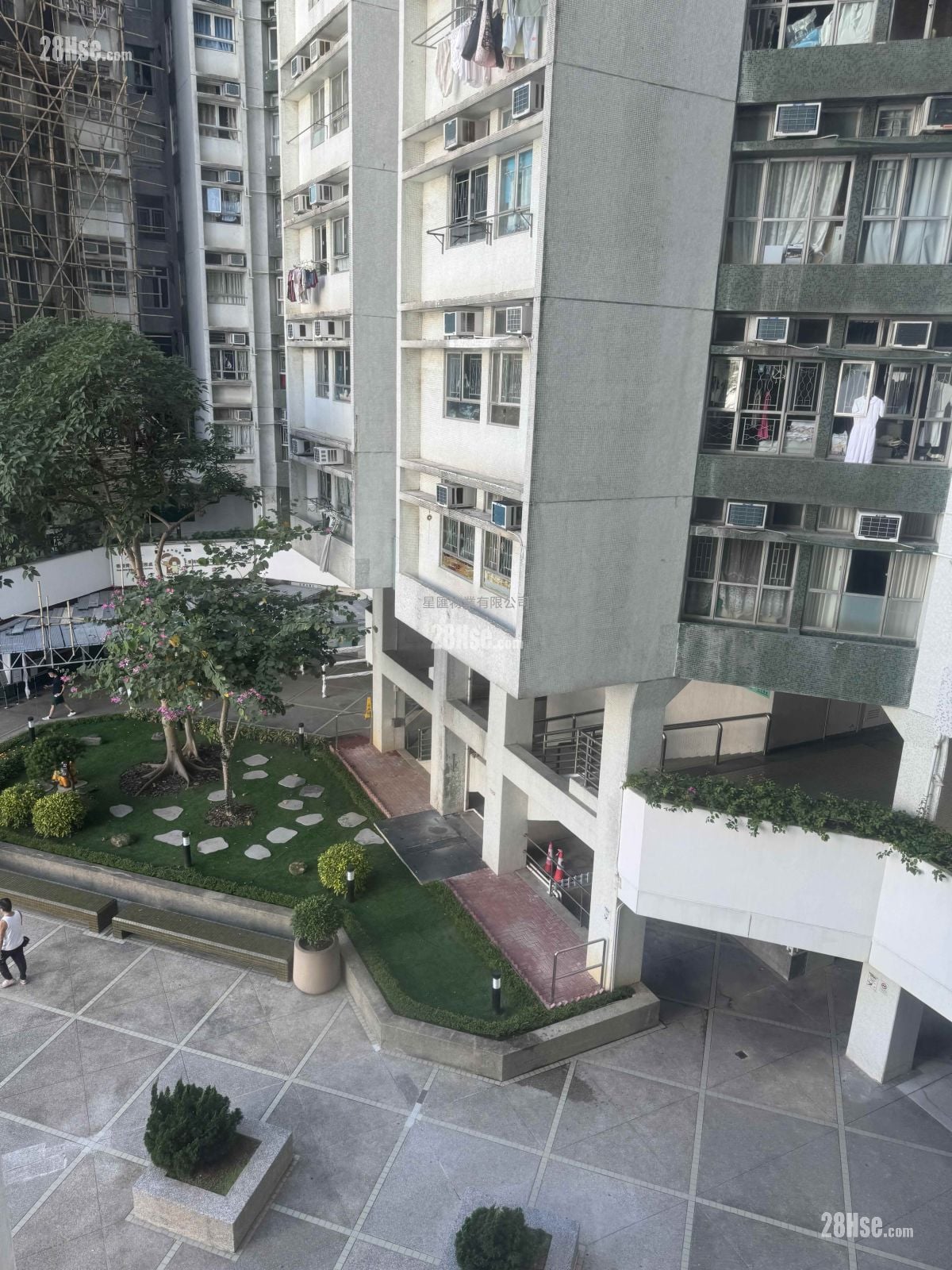 Whampoa Garden Rental 2 Bedrooms , 1 Bathroom 389 ft²