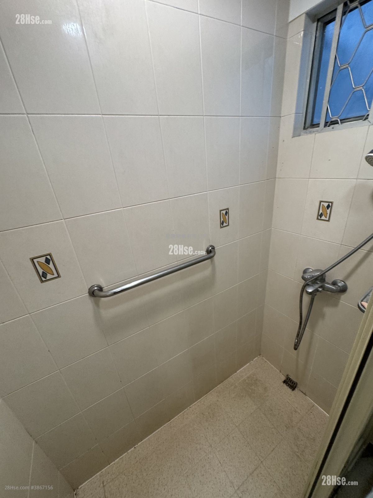 Whampoa Garden Rental 2 Bedrooms , 1 Bathroom 389 ft²