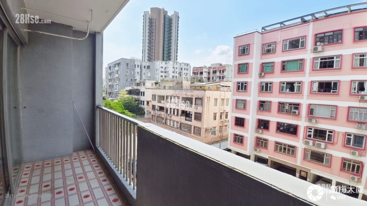 balcony: Golden May Mansion Sell 3 Bedrooms , 2 Bathrooms 1,468 ft²
