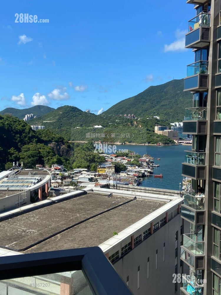 One East Coast Rental 240 ft²