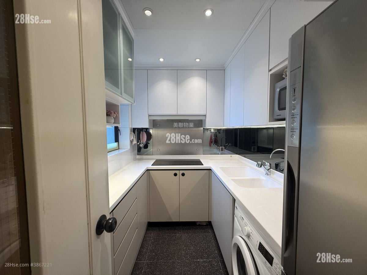 Park Island Sell 2 Bedrooms , 1 Bathroom 583 ft²