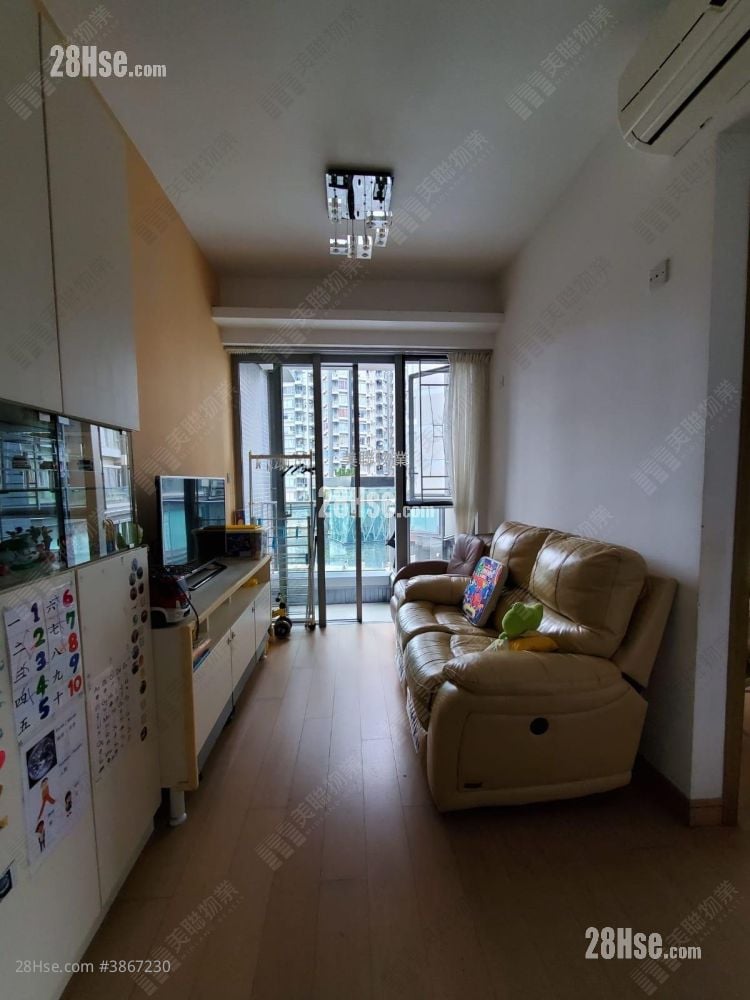 The Reach Sell 2 Bedrooms , 1 Bathroom 443 ft²