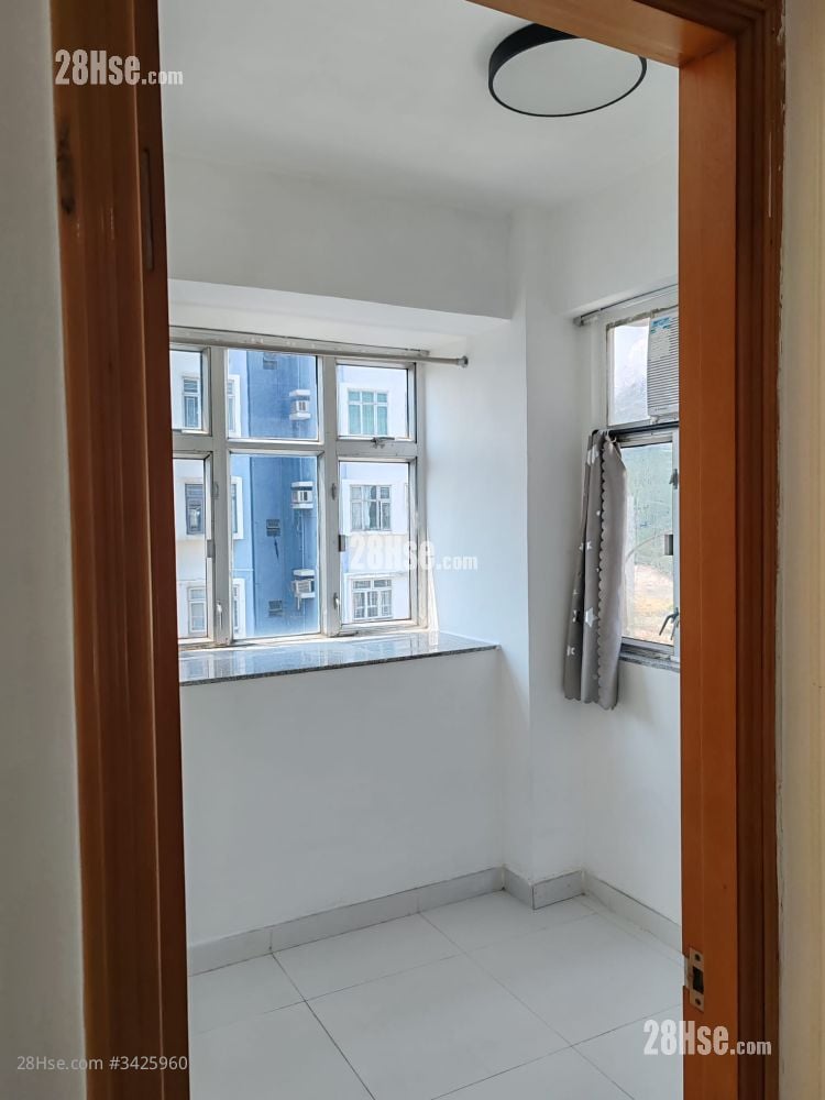 Lai Bo Building Rental 1 Bedroom , 1 Bathroom 248 ft²