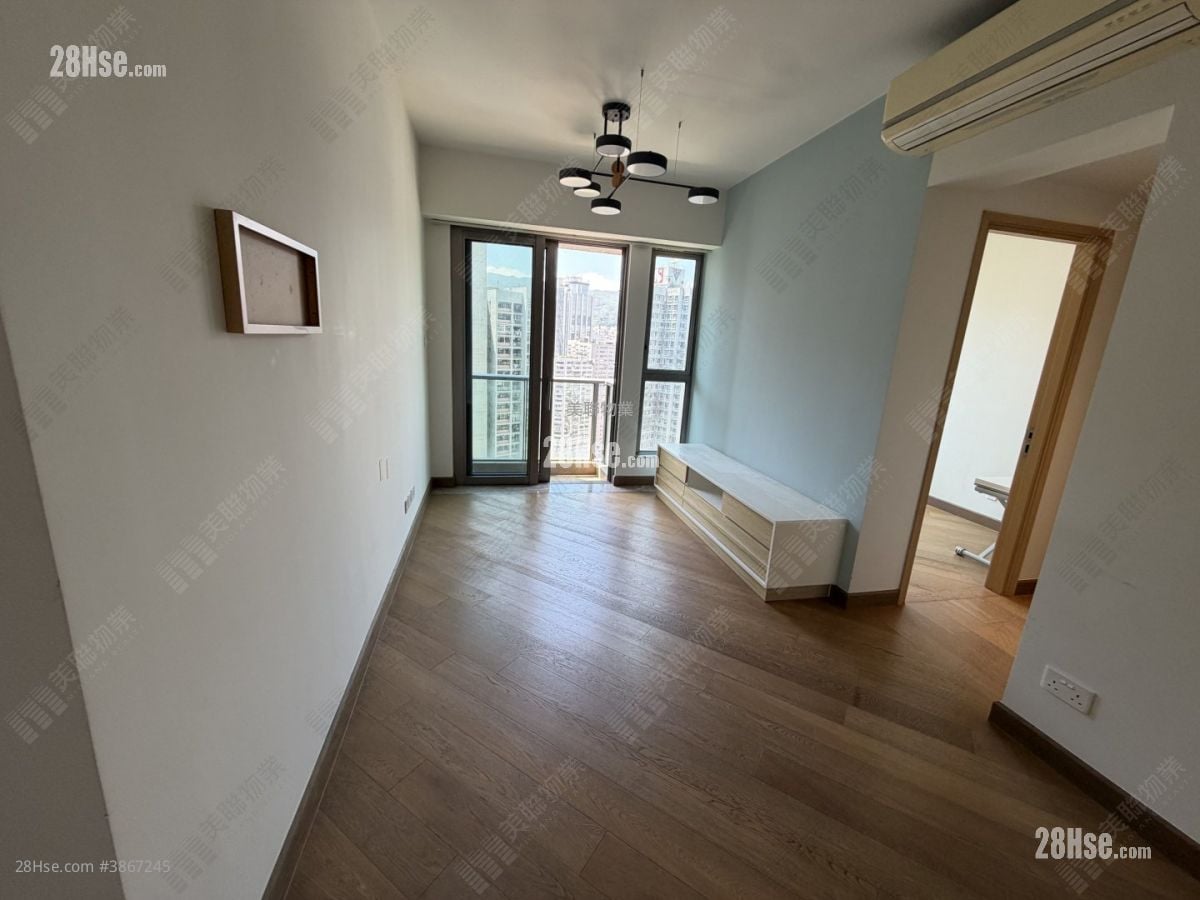 Parc City Sell 2 Bedrooms , 1 Bathroom 522 ft²
