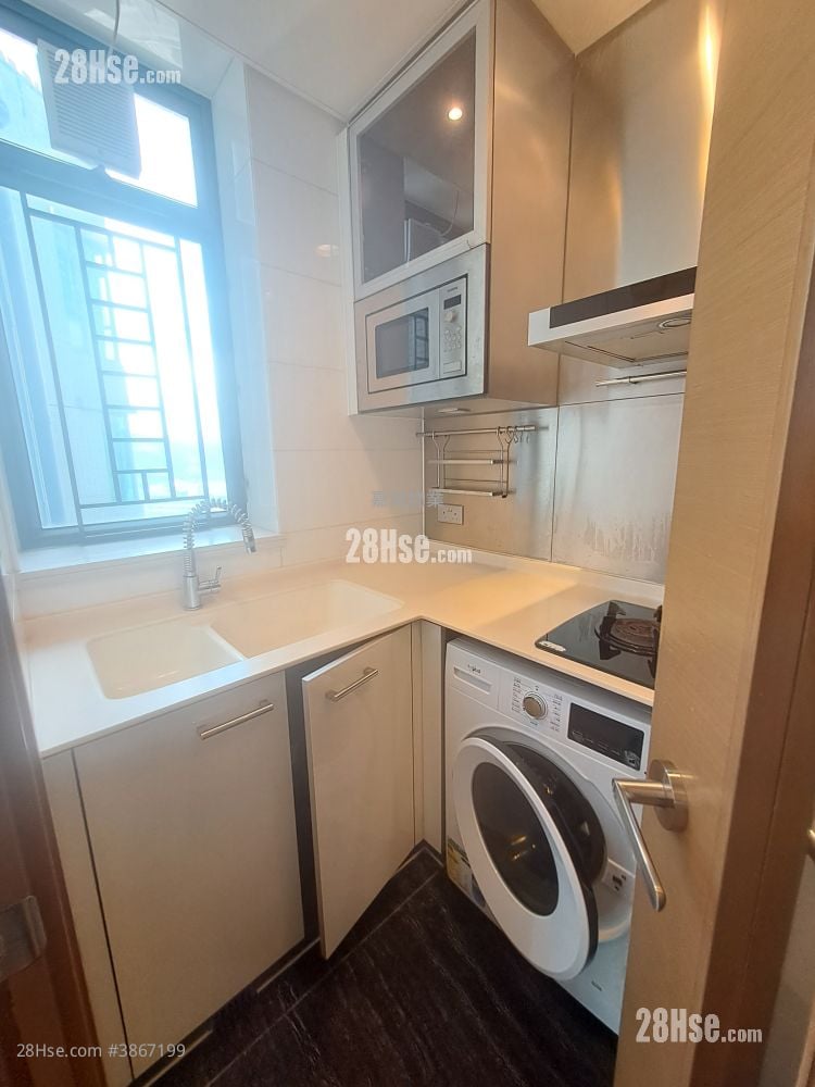 Yoho Midtown 售盘 2 房 , 1 浴室 490 平方尺