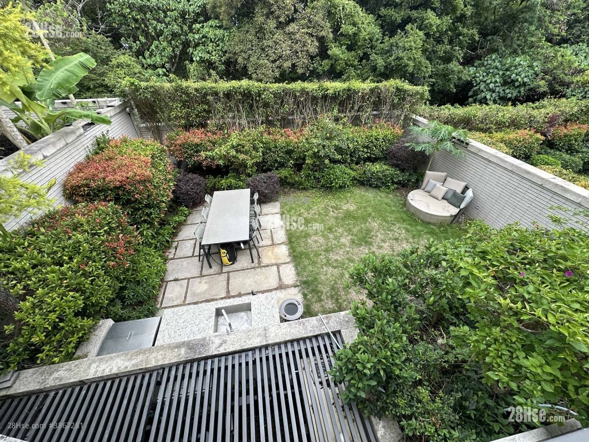 Peak Castle Sell 3 Bedrooms , 4 Bathrooms 2,836 ft²