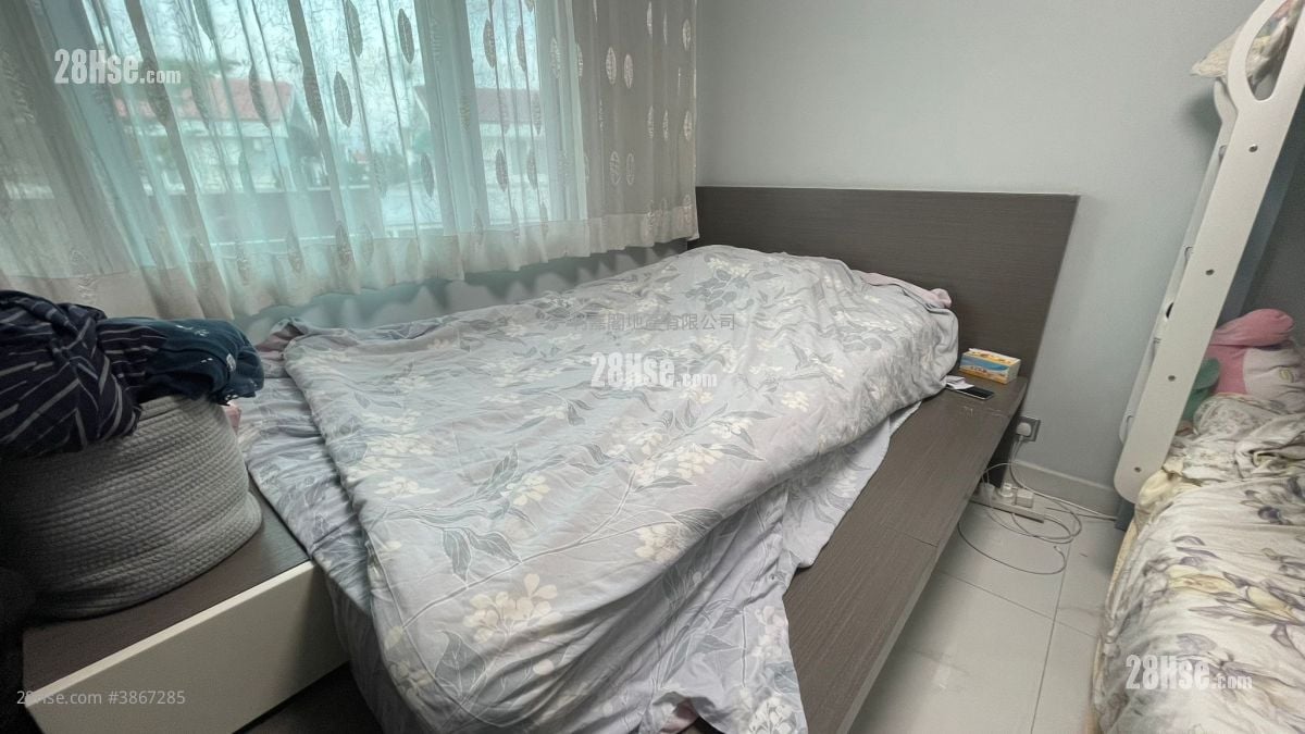 Fairview Park Sell 2 Bedrooms 1,035 ft²