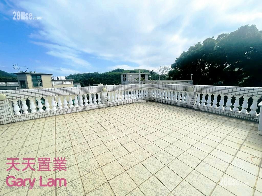 Wo Tong Kong Rental 3 Bedrooms , 2 Bathrooms 700 ft²