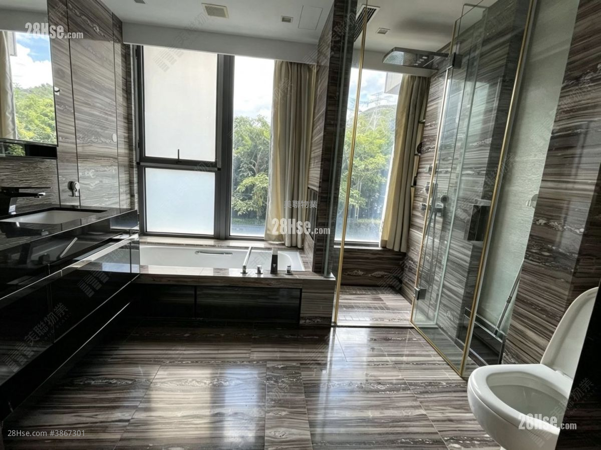 Riva Sell 4 Bedrooms , 2 Bathrooms 1,393 ft²
