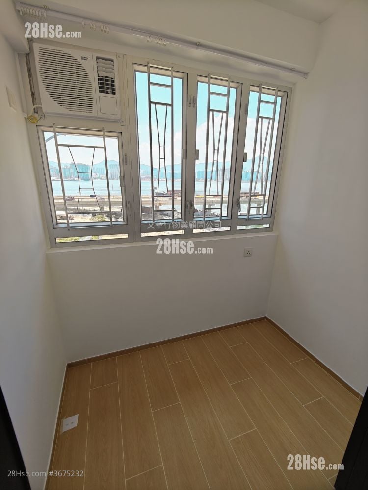 Wharf Mansion Rental 1 Bedroom , 1 Bathroom 140 ft²