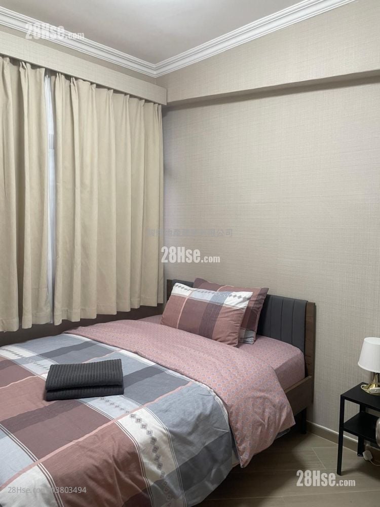 Lee Kwan Building Sell 3 Bedrooms , 3 Bathrooms 506 ft²