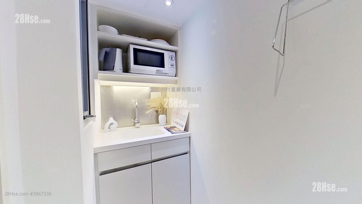 kitchen: 147-151 King's Road Rental Studio , 1 Bathroom 200 ft²