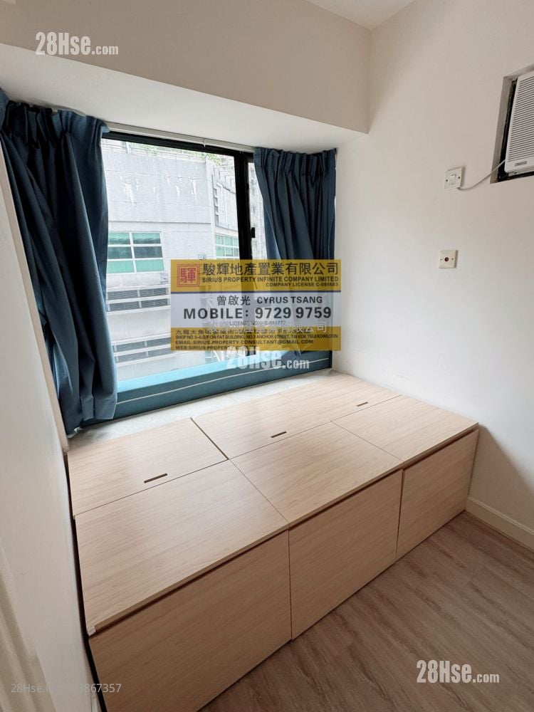 Legend Court Sell 2 Bedrooms , 1 Bathroom 307 ft²