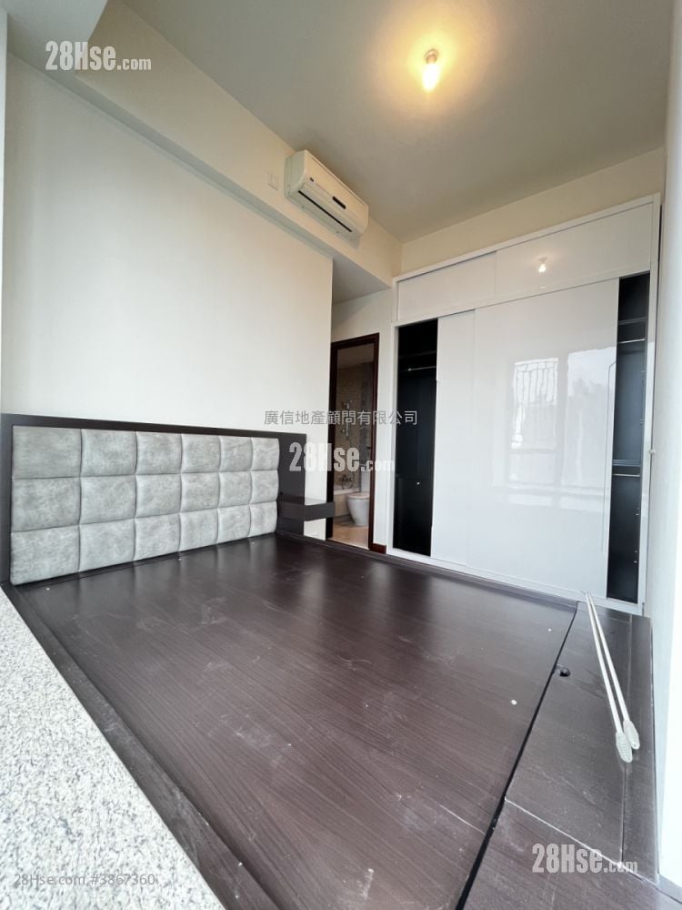 Park Summit Rental 3 Bedrooms , 2 Bathrooms 654 ft²