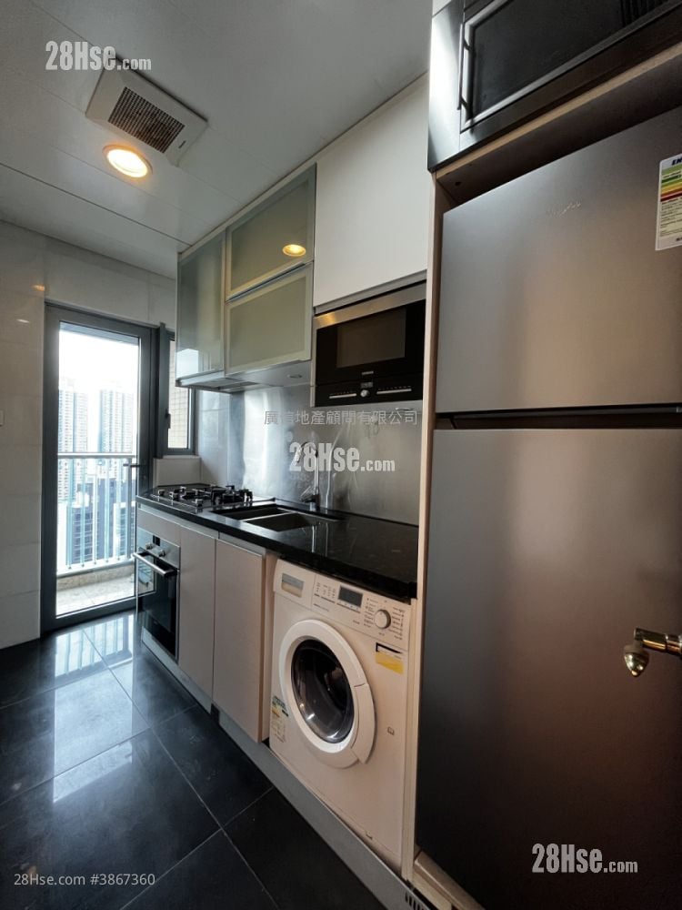 Park Summit Rental 3 Bedrooms , 2 Bathrooms 654 ft²
