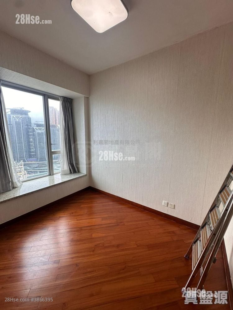 The Coronation Rental 1 Bedroom , 1 Bathroom 472 ft²