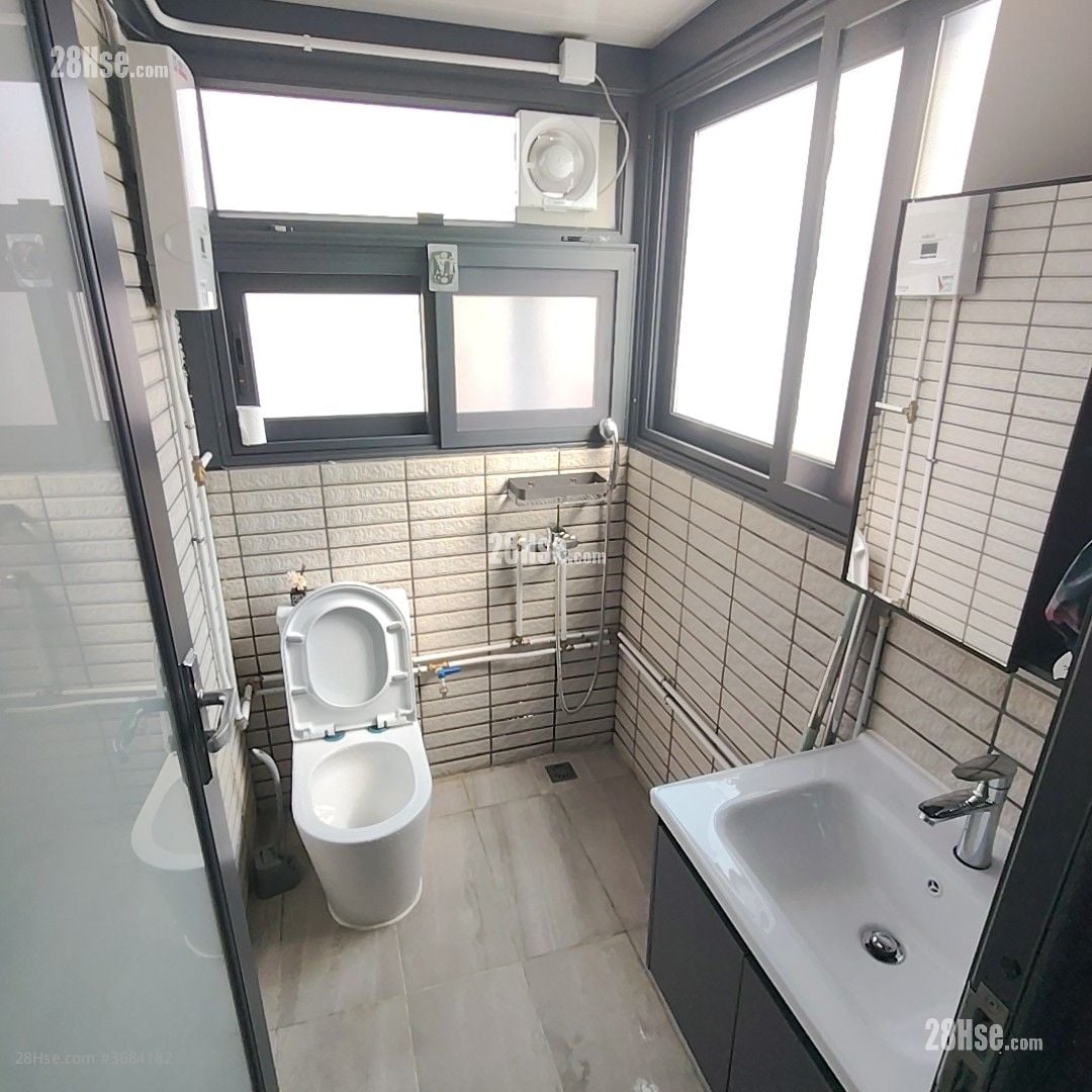 Village Rental 400 ft²