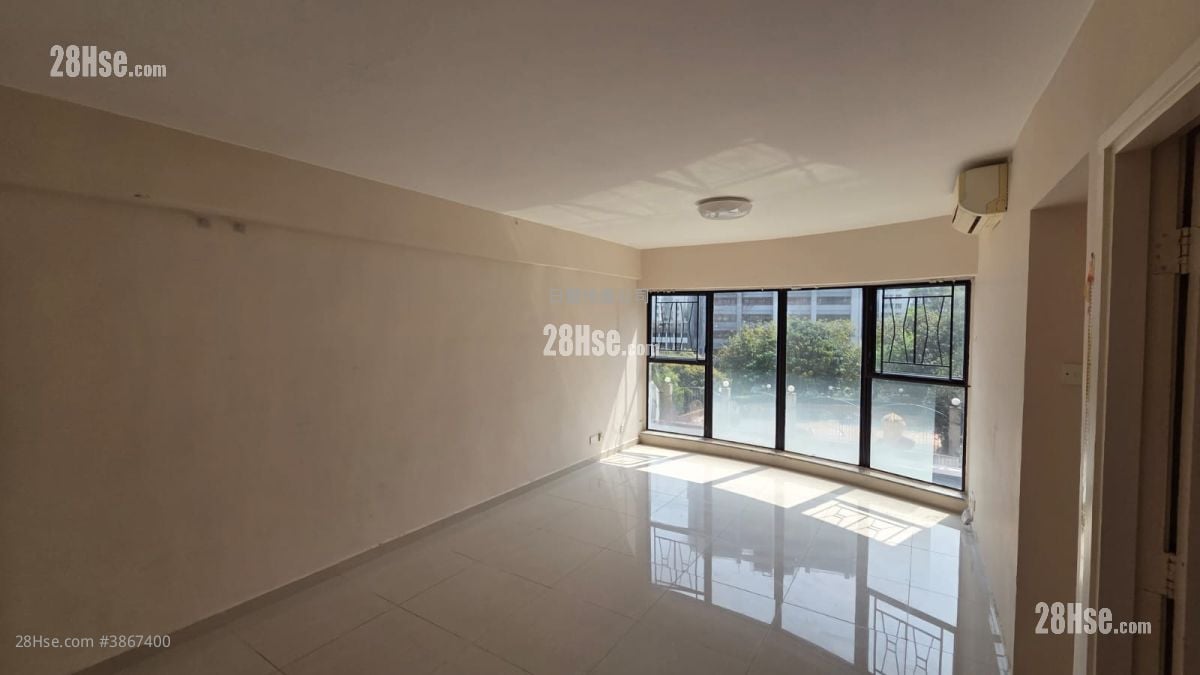 Parc Regal Rental 3 Bedrooms , 2 Bathrooms 685 ft²