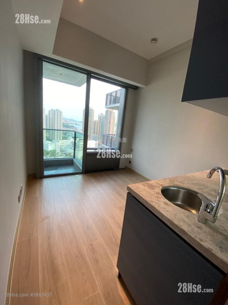 Esplanade Rental Studio , 1 Bathroom 216 ft²