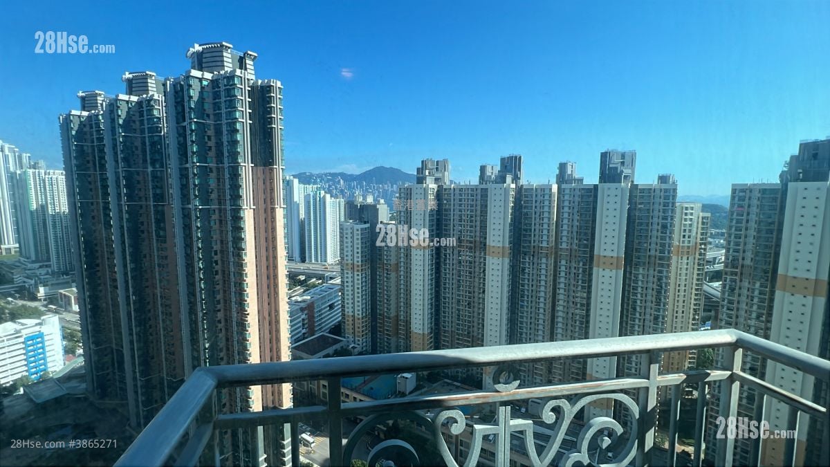 Banyan Garden Rental 2 Bedrooms 493 ft²
