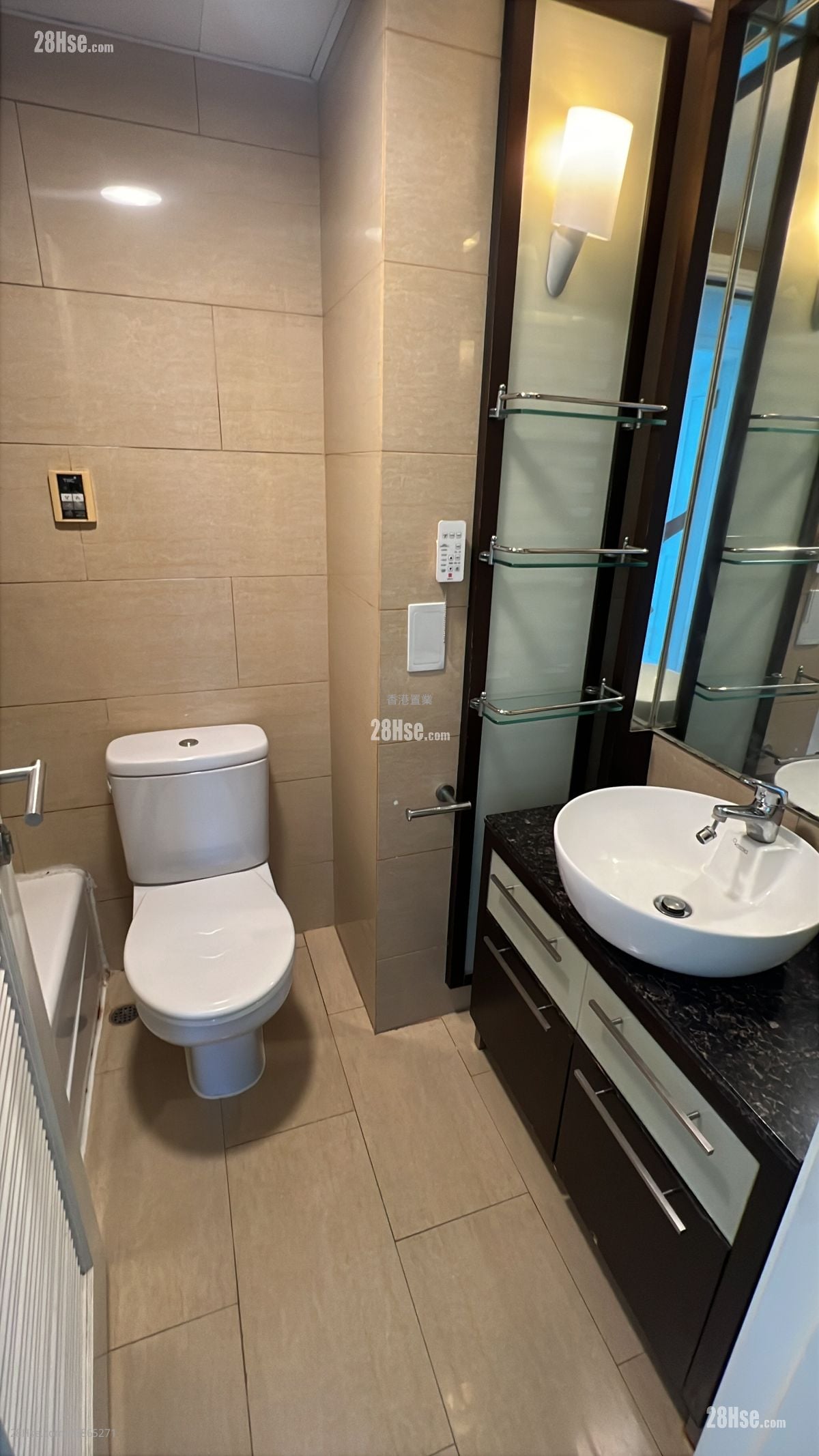 Banyan Garden Rental 2 Bedrooms 493 ft²