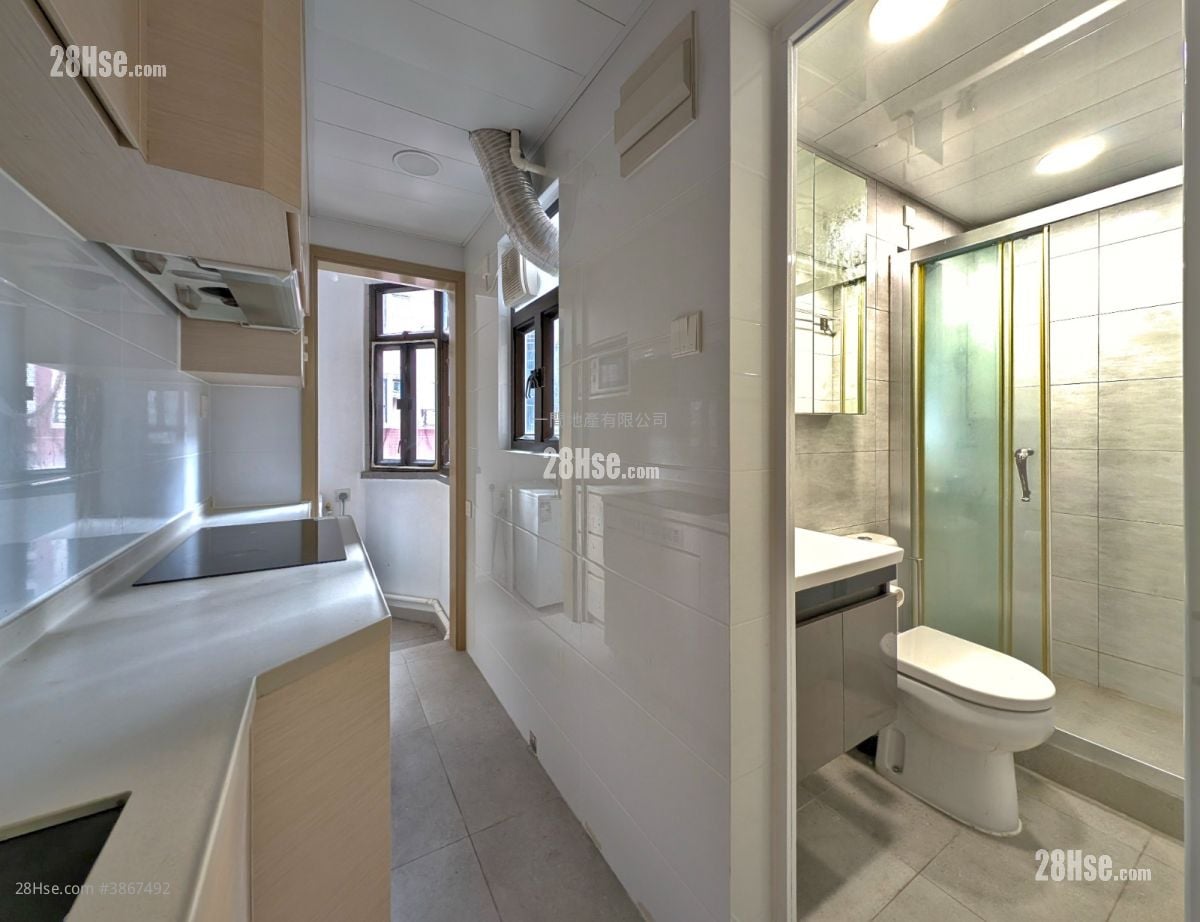 Galway Court Rental 2 Bedrooms , 1 Bathroom 311 ft²