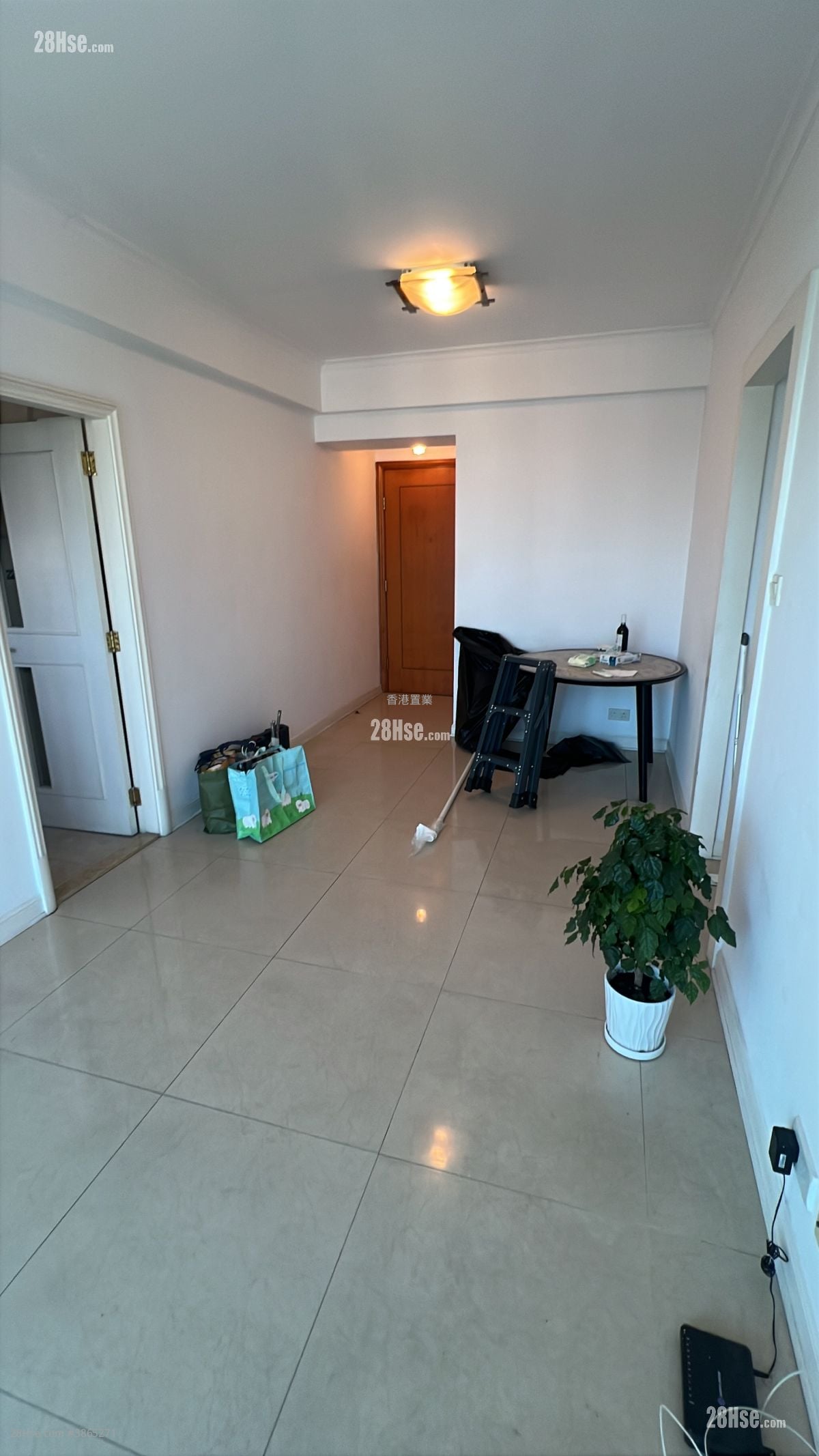 Banyan Garden Rental 2 Bedrooms 493 ft²
