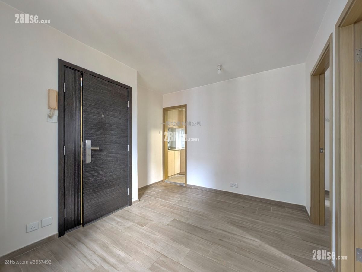 Galway Court Rental 2 Bedrooms , 1 Bathroom 311 ft²