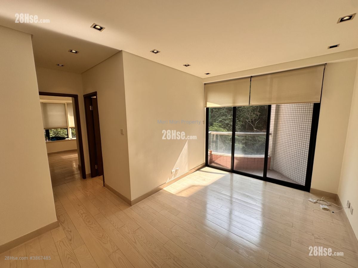Celeste Court Rental 2 Bedrooms , 1 Bathroom 617 ft²